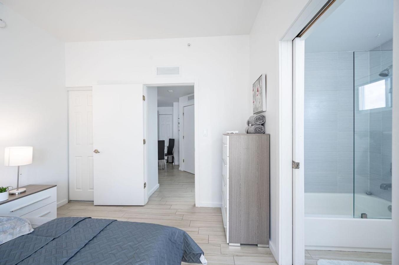 Апартаменти Subtle 2 Bed In Edgewater Downtown With Free Parking Маямі Екстер'єр фото