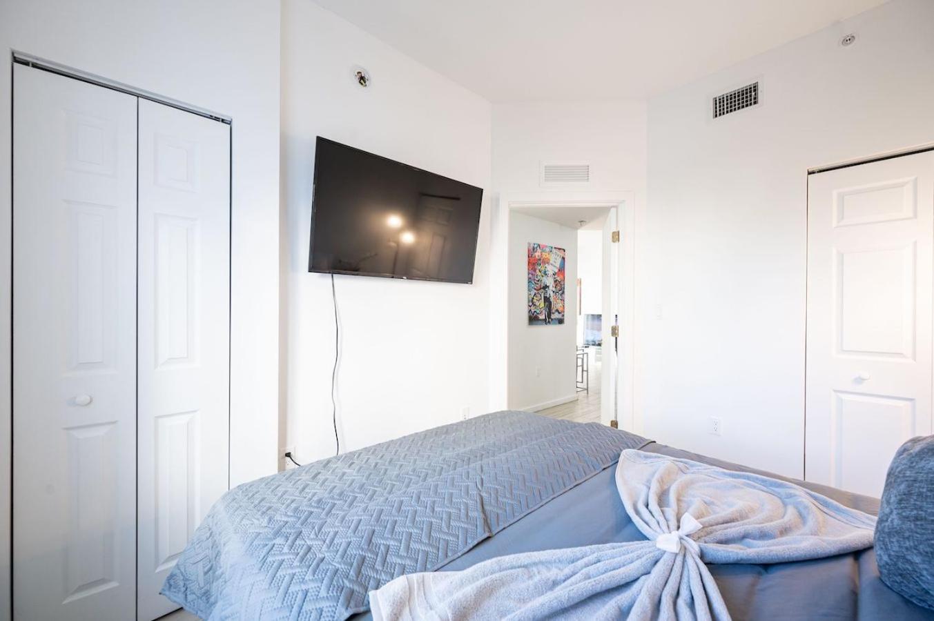 Апартаменти Subtle 2 Bed In Edgewater Downtown With Free Parking Маямі Екстер'єр фото